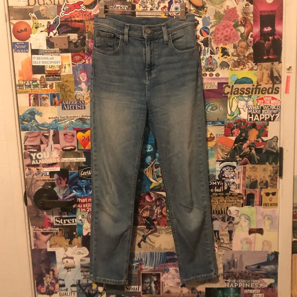 Urban Outfitters High-Waisted Girlfriend Jeans
